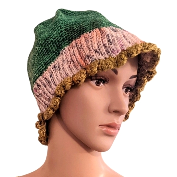 Handcrafted crochet soft beanie hat washable wool - Picture 6 of 15